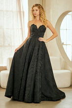 Load image into Gallery viewer, Amelia Couture 8061