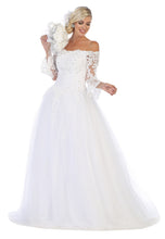Load image into Gallery viewer, May Queen Quinceañera LK111