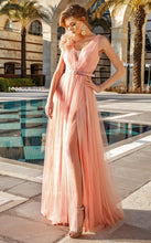 Load image into Gallery viewer, MnM Couture F6202