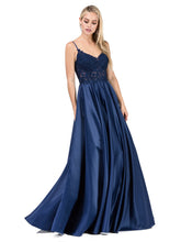 Load image into Gallery viewer, Dancing Queen 2459