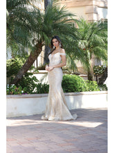 Load image into Gallery viewer, Dancing Queen 2995