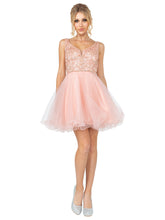 Load image into Gallery viewer, Dancing Queen 3243
