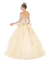 Load image into Gallery viewer, May Queen Quinceañera LK111