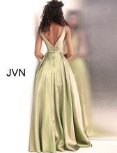 Load image into Gallery viewer, JVN by jovani JVN67647