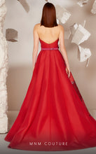 Load image into Gallery viewer, MNM Couture E0013