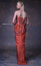 Load image into Gallery viewer, MNM Couture G1050