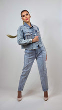 Load image into Gallery viewer, Light Denim Rhinestone Buckle Mom Jeans
