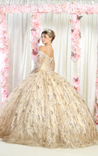 Load image into Gallery viewer, MayQueen Quinceañera Dress LK162