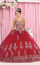 Load image into Gallery viewer, MayQueen Quinceañera Dress LK173
