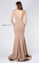 Load image into Gallery viewer, MNM Couture M0008