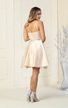 Load image into Gallery viewer, May Queen MQ1864