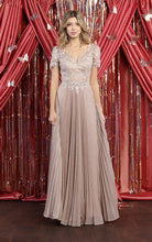 Load image into Gallery viewer, May Queen MQ1902