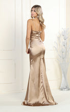 Load image into Gallery viewer, May Queen MQ1931