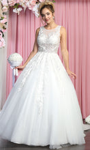 Load image into Gallery viewer, May Queen RQ7900
