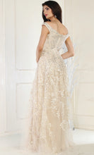Load image into Gallery viewer, May Queen RQ8000
