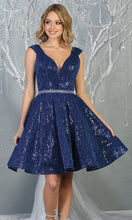 Load image into Gallery viewer, May Queen MQ1742