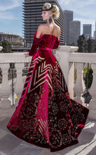 Load image into Gallery viewer, MNM Couture N0279