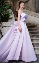 Load image into Gallery viewer, MNM Couture N0304