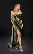 Load image into Gallery viewer, MNM Couture N0514