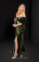 Load image into Gallery viewer, MNM Couture N0514