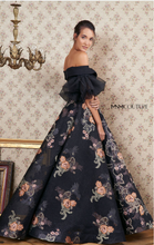 Load image into Gallery viewer, MnM Couture N0354