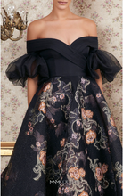 Load image into Gallery viewer, MnM Couture N0354