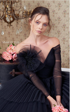 Load image into Gallery viewer, MnM Couture N0342