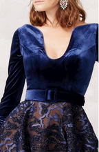 Load image into Gallery viewer, MNM Couture N0263