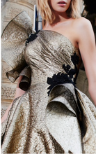 Load image into Gallery viewer, MNM Couture N0291