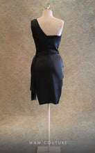 Load image into Gallery viewer, MNM Couture V6433