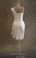 Load image into Gallery viewer, MNM Couture V6433