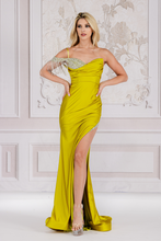 Load image into Gallery viewer, Amelia Couture 3017
