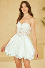 Load image into Gallery viewer, Amelia Couture 5081S
