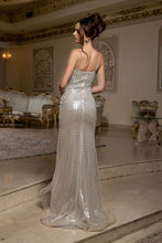Load image into Gallery viewer, May Queen RQ8235
