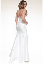 Load image into Gallery viewer, Terani Couture 252E5131
