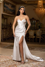 Load image into Gallery viewer, May Queen RQ8239
