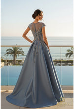 Load image into Gallery viewer, Terani 261E6254
