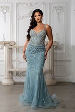 Load image into Gallery viewer, May Queen RQ8226
