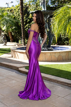Load image into Gallery viewer, May Queen RQ8227

