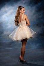 Load image into Gallery viewer, May Queen MQ2225
