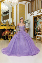 Load image into Gallery viewer, Dancing Queen 5045
