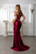 Load image into Gallery viewer, May Queen RQ8227
