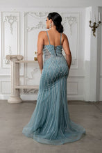 Load image into Gallery viewer, May Queen RQ8226
