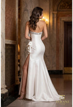 Load image into Gallery viewer, Terani Couture 252E5131
