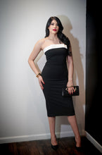 Load image into Gallery viewer, Devani Strapless Bow Dress
