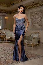 Load image into Gallery viewer, May Queen RQ8232
