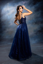 Load image into Gallery viewer, May Queen MQ2212
