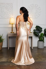 Load image into Gallery viewer, May Queen RQ8232
