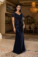 Load image into Gallery viewer, May Queen RQ8252
