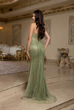 Load image into Gallery viewer, May Queen RQ8228
